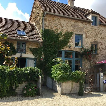 مبيت وإفطار Fontenay-près-Vézelay Au Cheval Bleu المظهر الخارجي الصورة