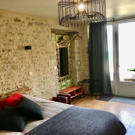 مبيت وإفطار Fontenay-près-Vézelay Au Cheval Bleu المظهر الخارجي الصورة