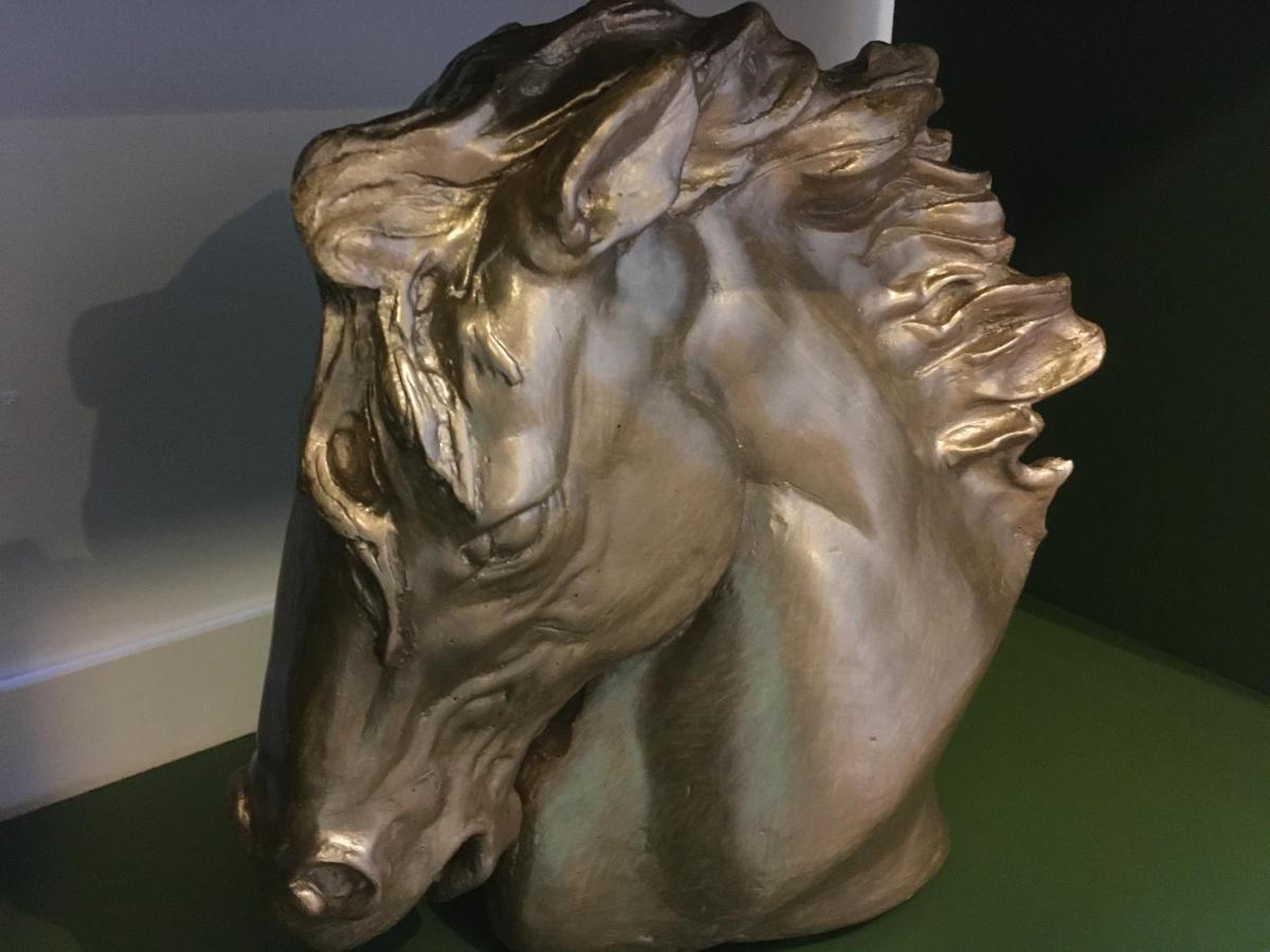 مبيت وإفطار Fontenay-près-Vézelay Au Cheval Bleu المظهر الخارجي الصورة